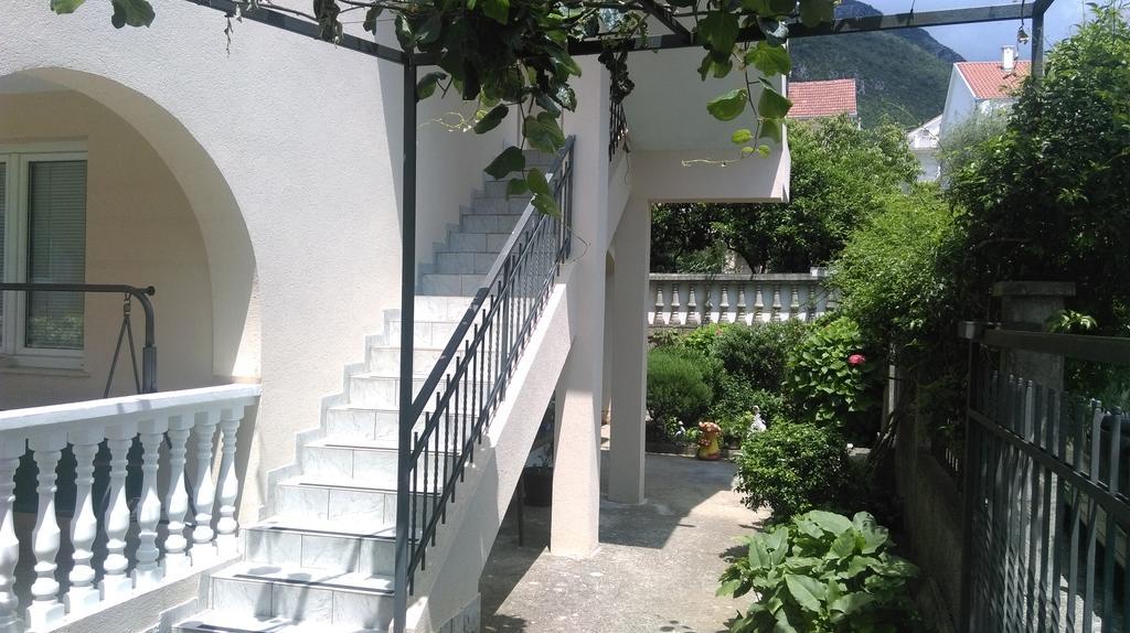 Apartment Ruzica Krstic Herceg Novi Exterior photo